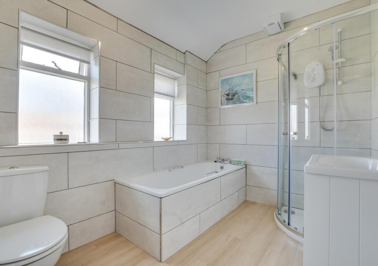 Porthole Cottage Beadnell Extérieur photo